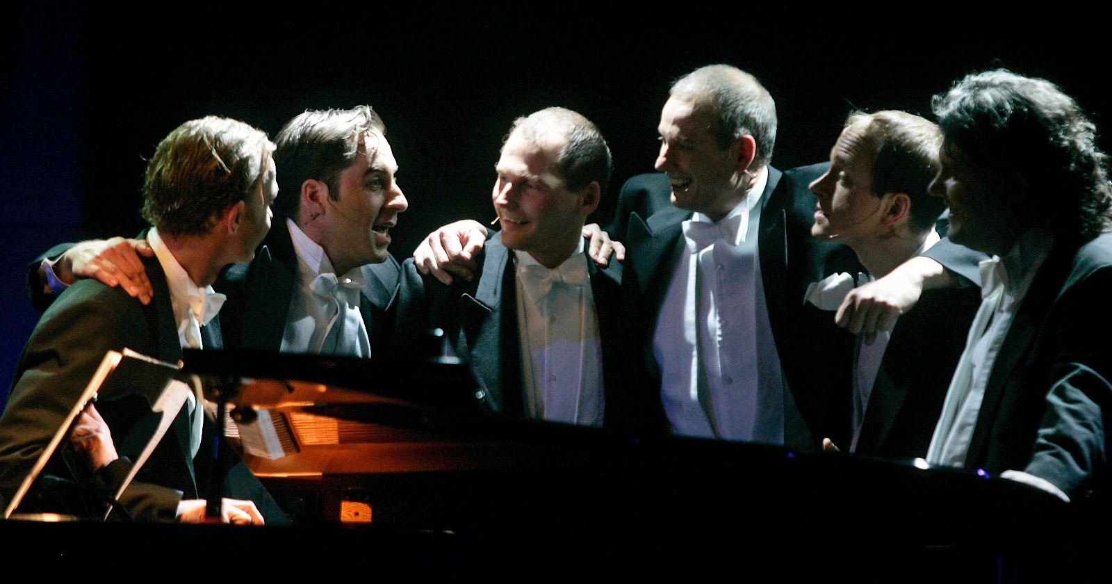 Maas Und Die Heimat Der Doppelspitzkegeligen Manner Stutzen Der