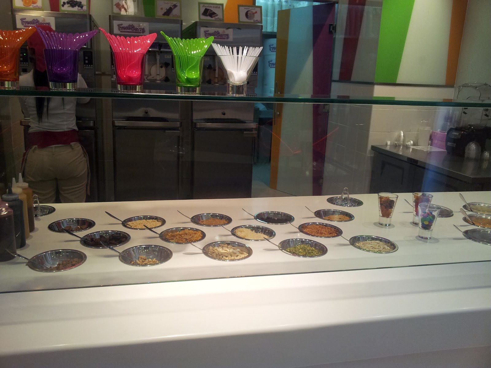 Life in Kuwait Blog FreshBerry Frozen Yogurt in Kuwait