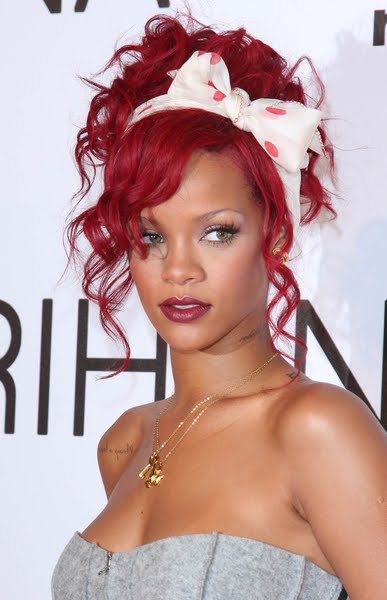 rihanna red hair long 2010. Rihanna+long+red+hair+2011