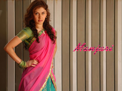Manjari Fadnis sexy picture