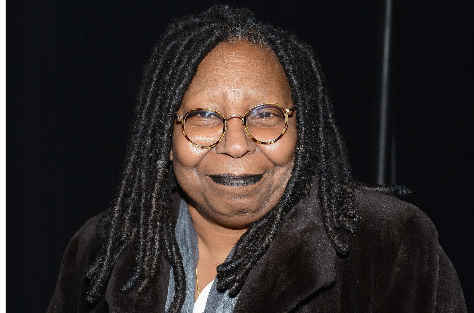 list of celebs list of celebs with double chins or slight double chins or chubby chins (female)