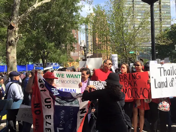 Protesting Prayuth Chan-ocha at the UN, New York on 26 September 2015 Part 1