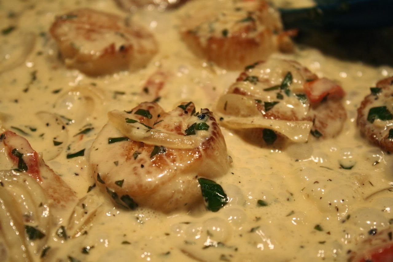 The Roediger House Meal No. 850 ChorizoBaked Sea Scallops with Basil