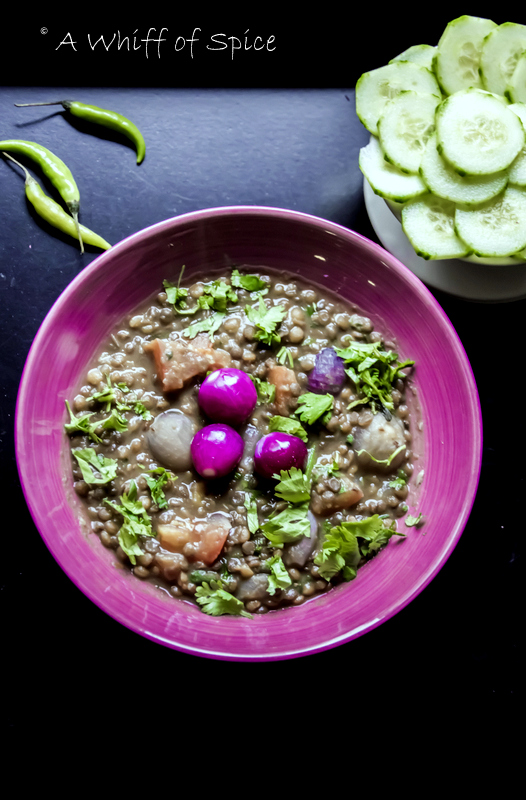 A Whiff of Spice Garlicky Brown Lentils with Pearl Onions