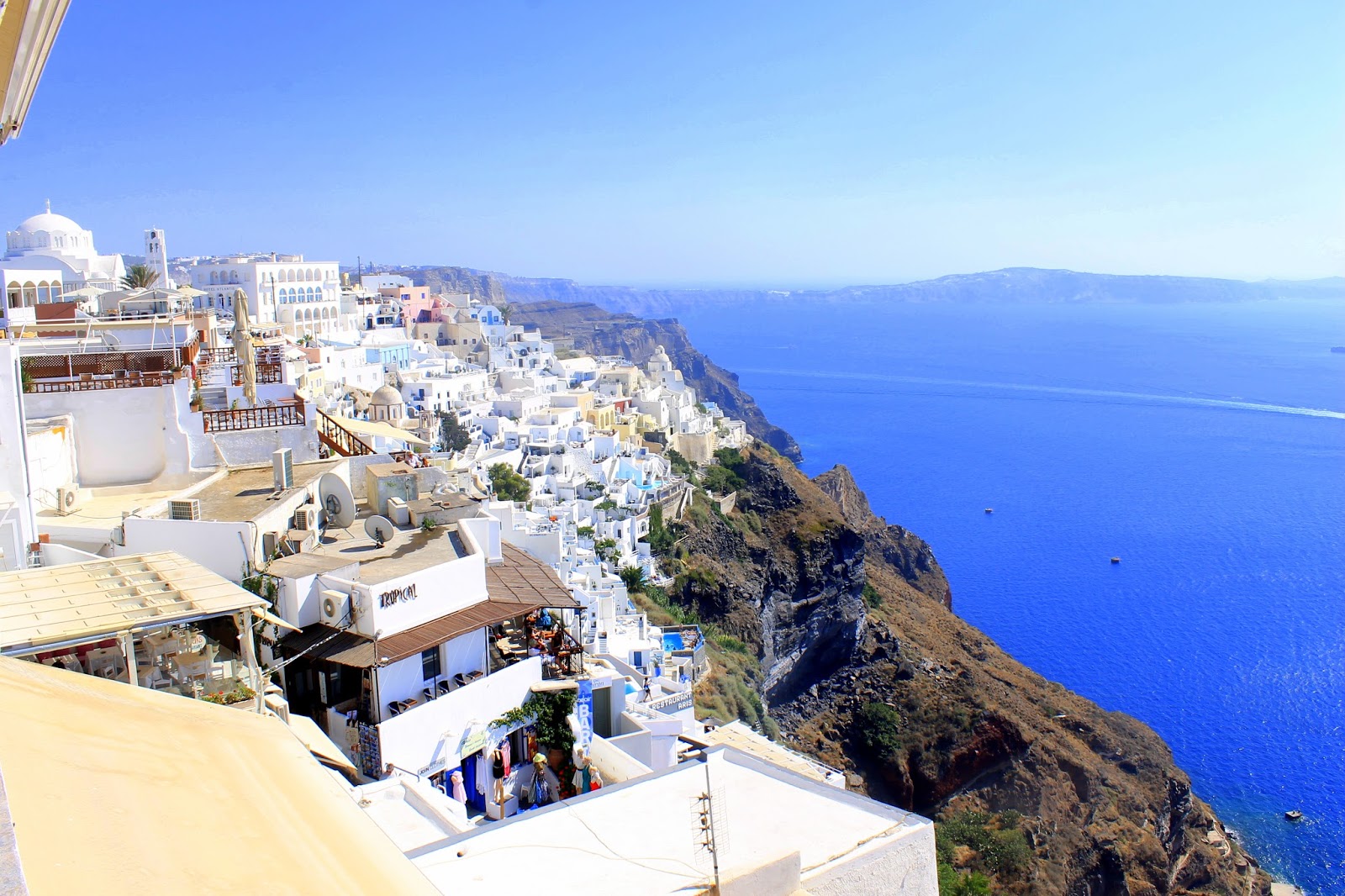 holiday at greek islands santorini 3