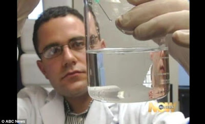 試管肉 糧食危機 - 美國科學家制造出試管肉 解決糧食危機