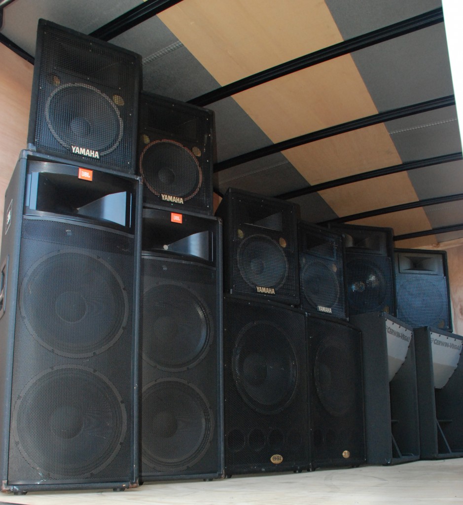 Dj SOUND KOLKATA ph_9836563478