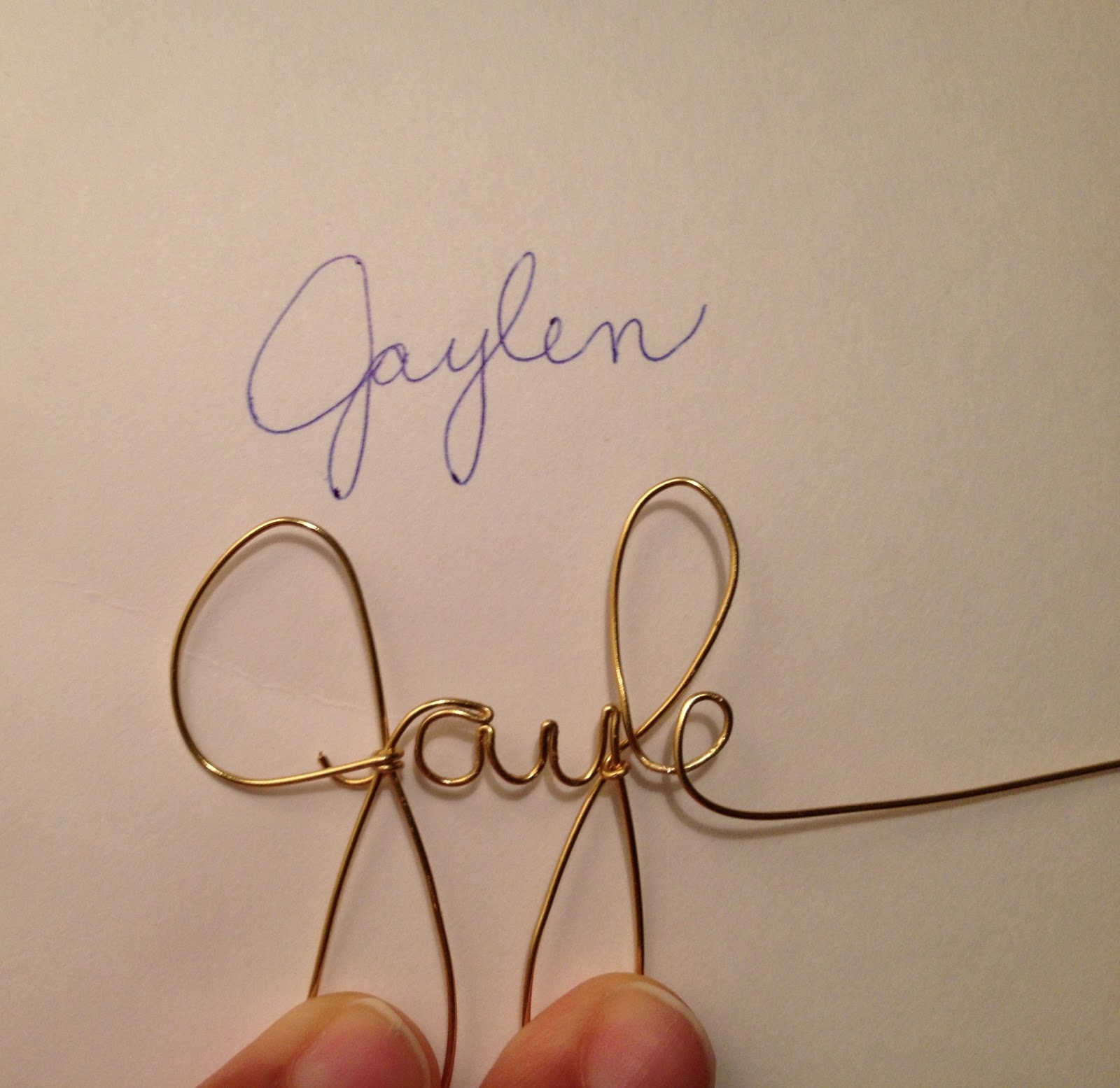 The Everyday Catwalk DIY Wire Name Necklace
