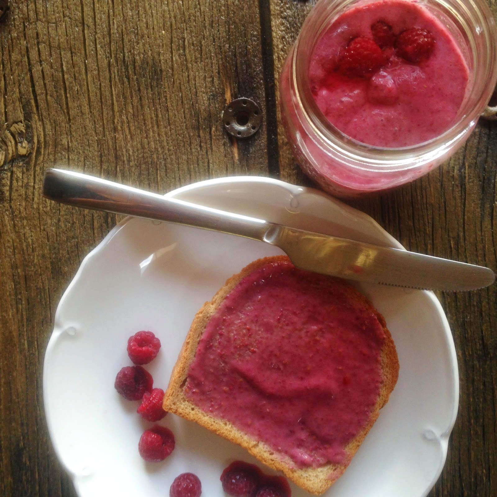 NourishRDs Raspberry Chia Fruit Spread