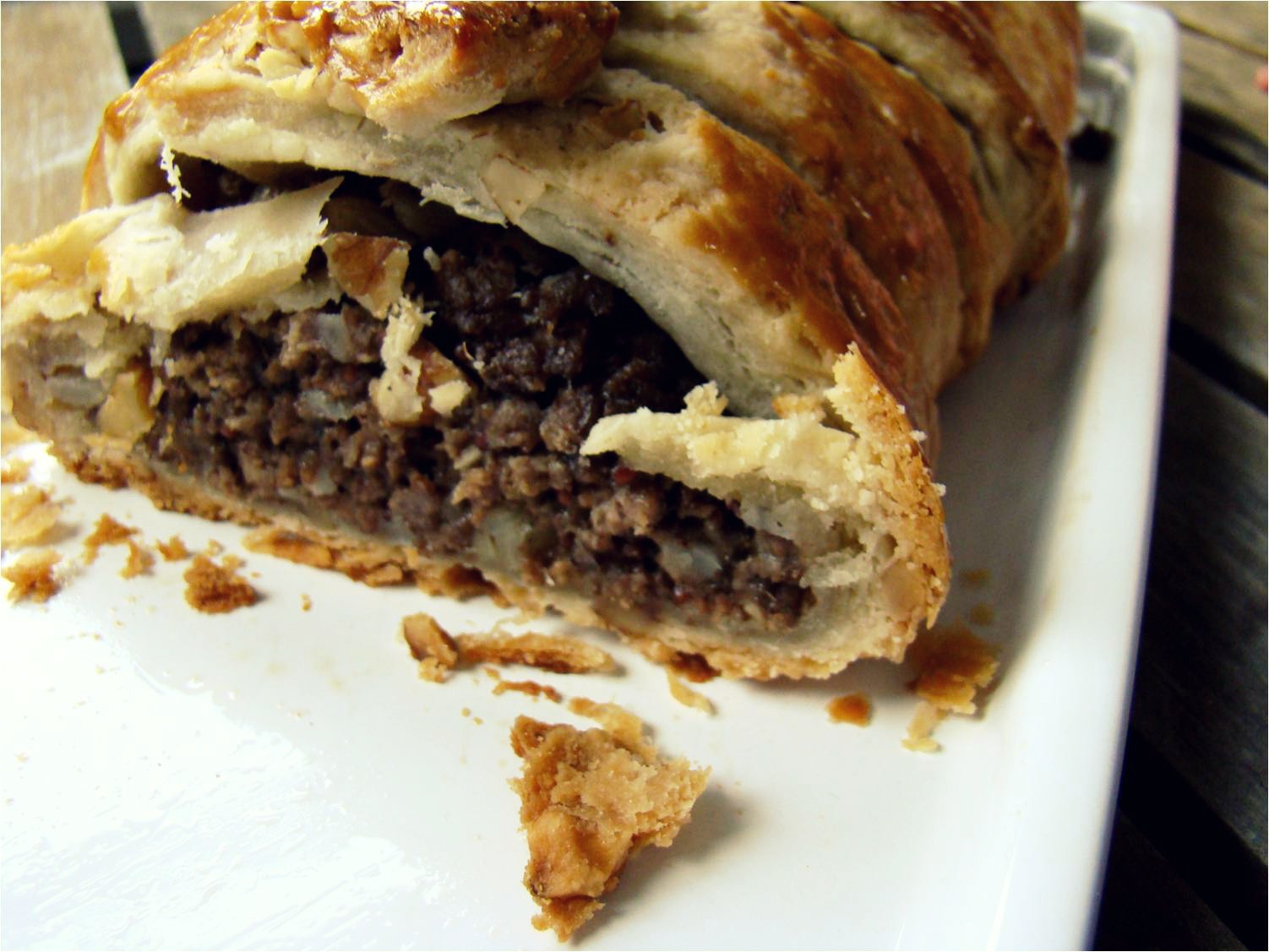 Spiced beef pie with walnut pastry