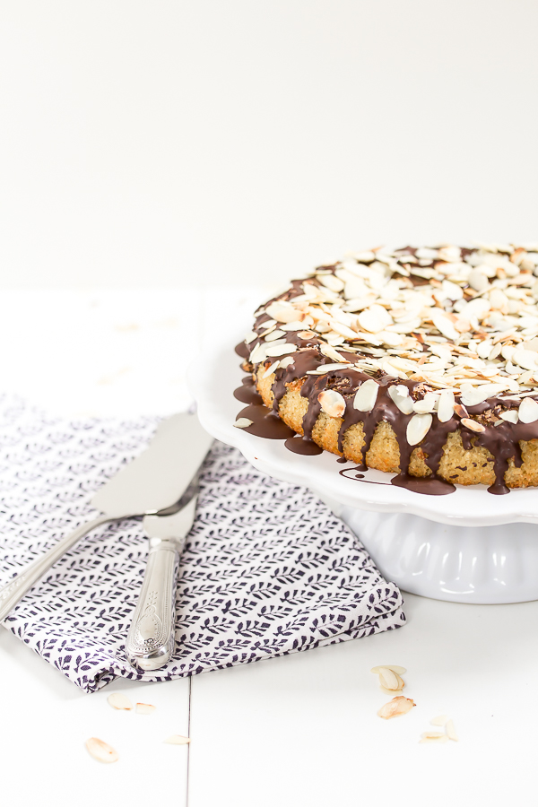 Amalie loves Denmark Mandelkuchen mit Schokoladen-Topping glutenfrei Amalie loves Denmark Mandelkuchen mit Schokoladen-Topping glutenfrei