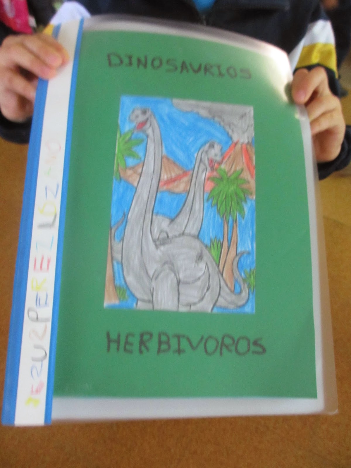 CAMINITOS DE ILUSIÓN LA ALIMENTACIÓN DE LOS DINOSAURIOS