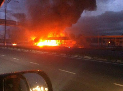 Video Kemalangan Kereta Api Merempuh Lori Tangki Di Kota Kinabalu