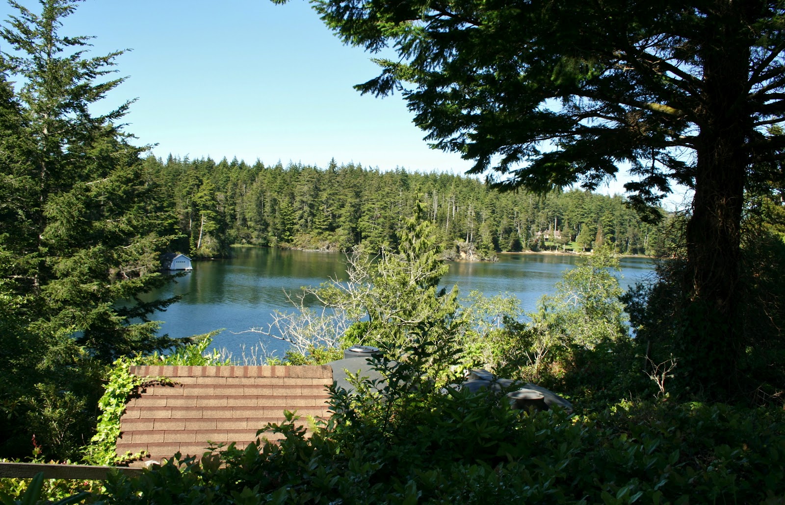 Joe, Diane, & Mallery's Big Adventure Modern Day Gypsies Lakeshore