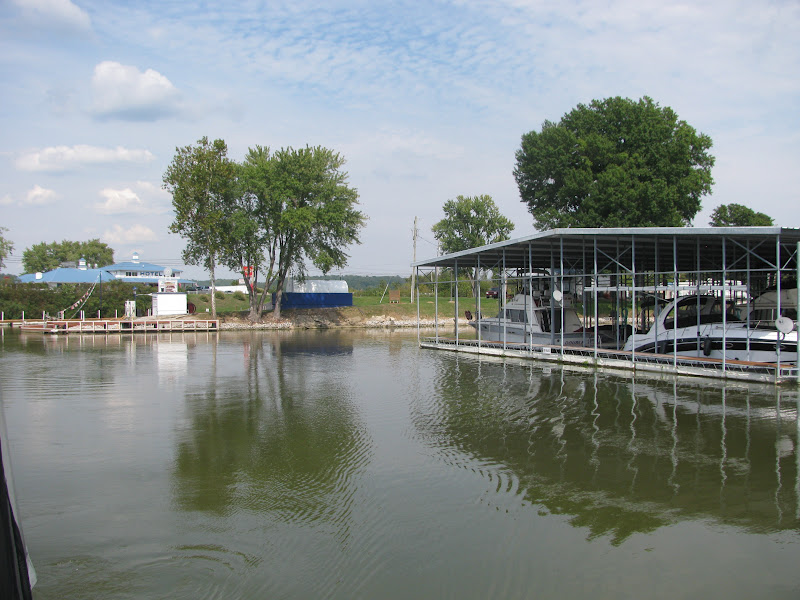 Quest on the Loop Smugglers Cove Marina, Warsaw, KY 9/13/12