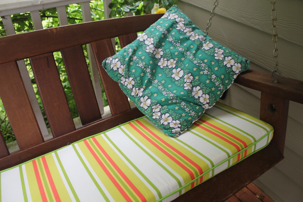 Stitchnquilt New Porch Swing Cushion