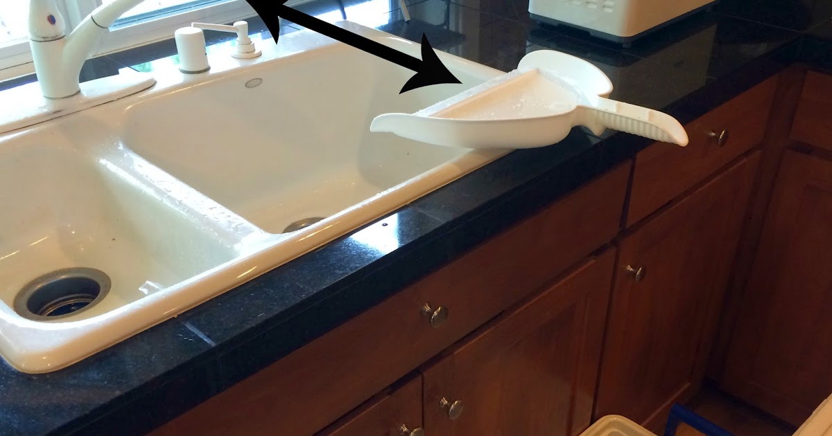 Pintest 365. Day 143 Using a Dustpan to Fill a Large Container (fail).