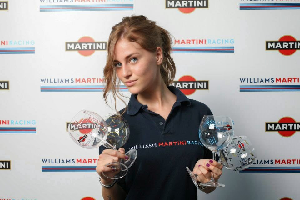martini%23milano%23terrazza%23ragazza%23girl.jpg