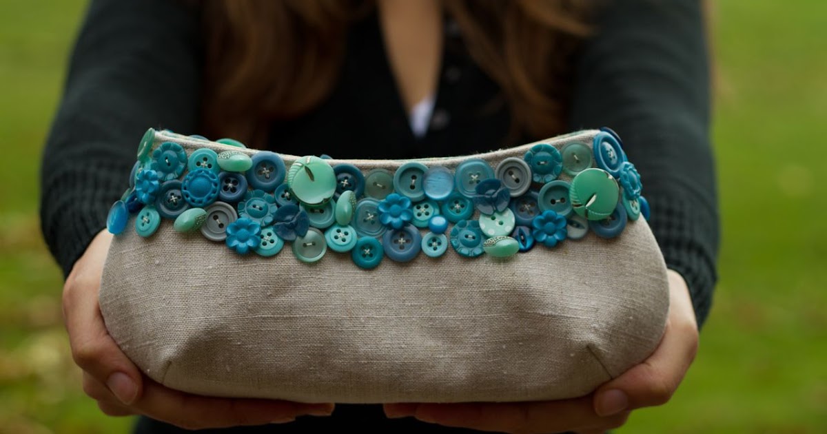 Saídos da Concha Clutches com Botões Button Clutches