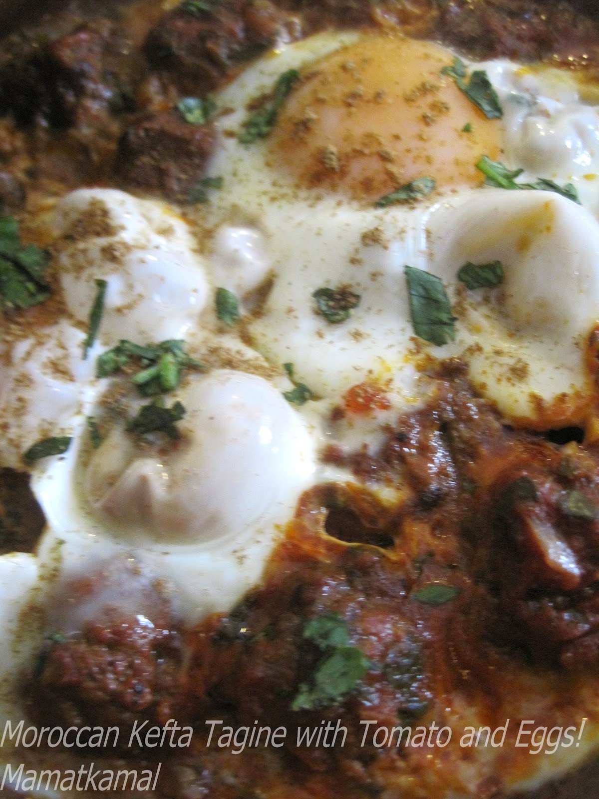 طجينْ الكْفْتَة وْ الْبيظْ/KBM/Moroccan Kefta Tagine/Tajine Kefta Marocain (Kefta bel bayd w