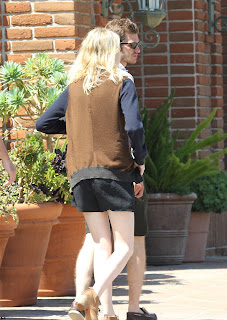 Emma Stone shopping in Malibu with Andrew Garfield