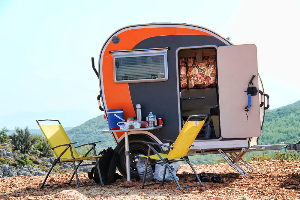 Tiny Yellow Teardrop Pino Pi2010 Standy Trailer from Turkey