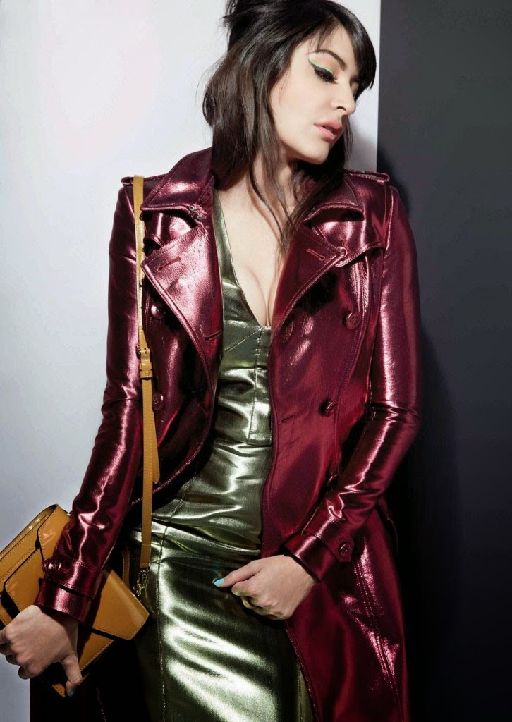 Hot Images of Bollywood Actress Anushka Sharma Hot Images of Bollywood Actress Anushka Sharma