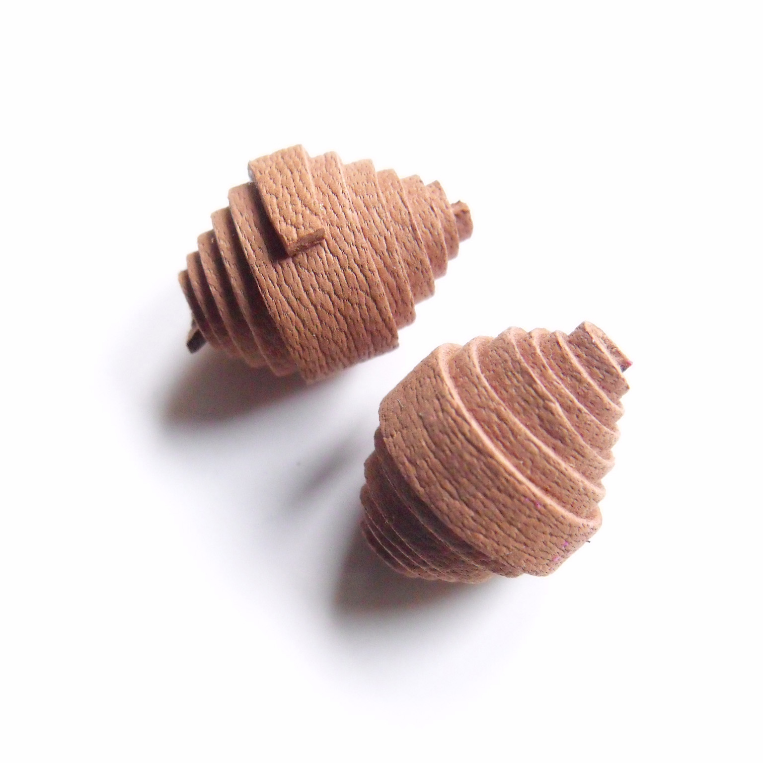 Giulia Boccafogli JEWELRY DESIGNER Leather Pearls!