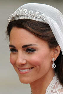 Prince+william+and+kate+middleton+wedding+dress