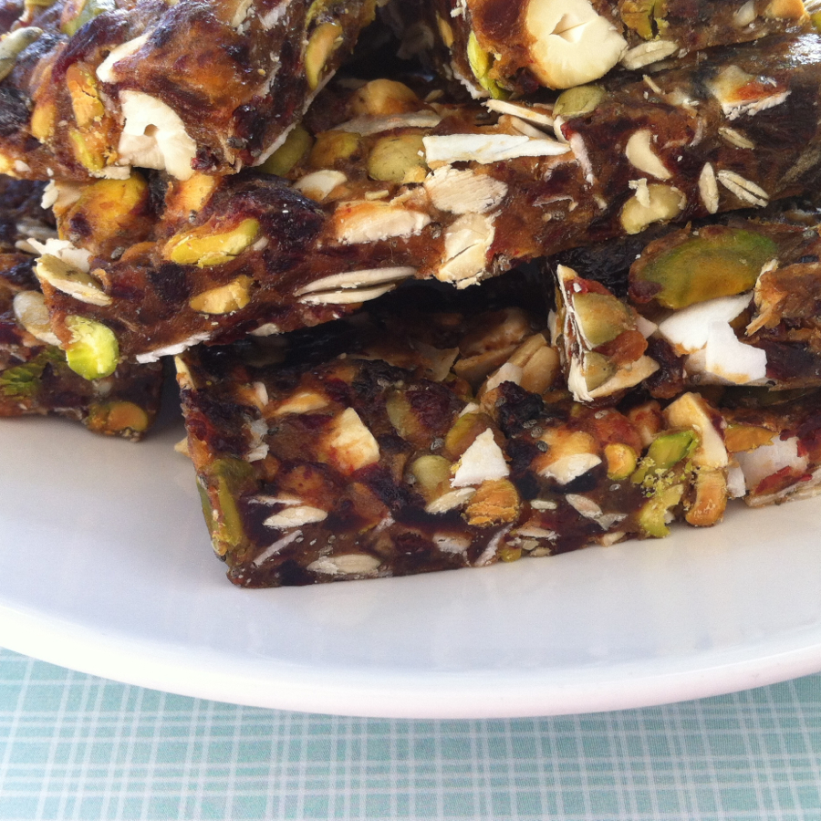 A Simply Raw Life RAW HOME MADE ENERGY BARS