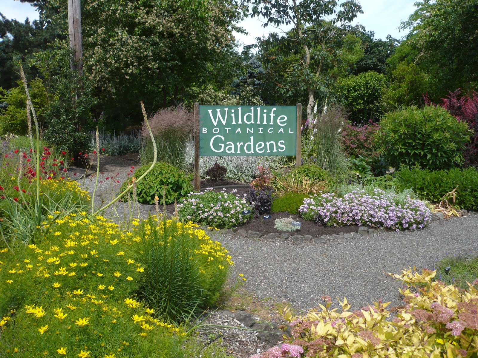Whatsitgarden Wildlife Botanical Gardens...