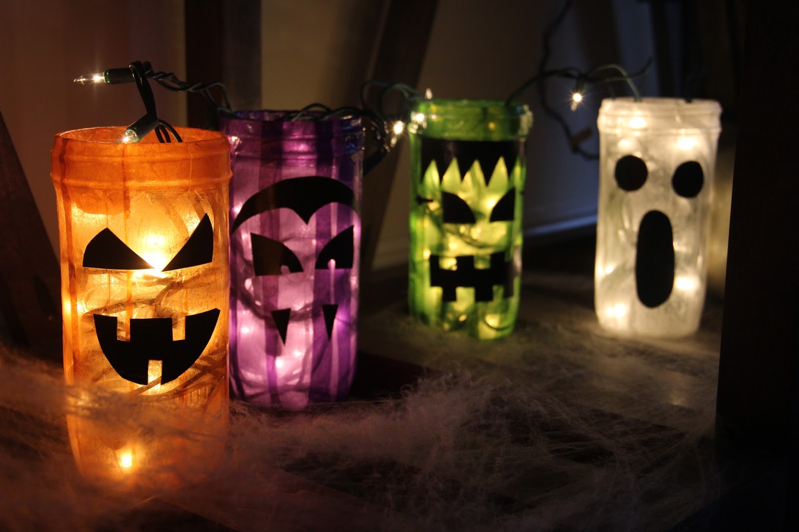 DIY Mason Jar Halloween Luminaries Darling Do