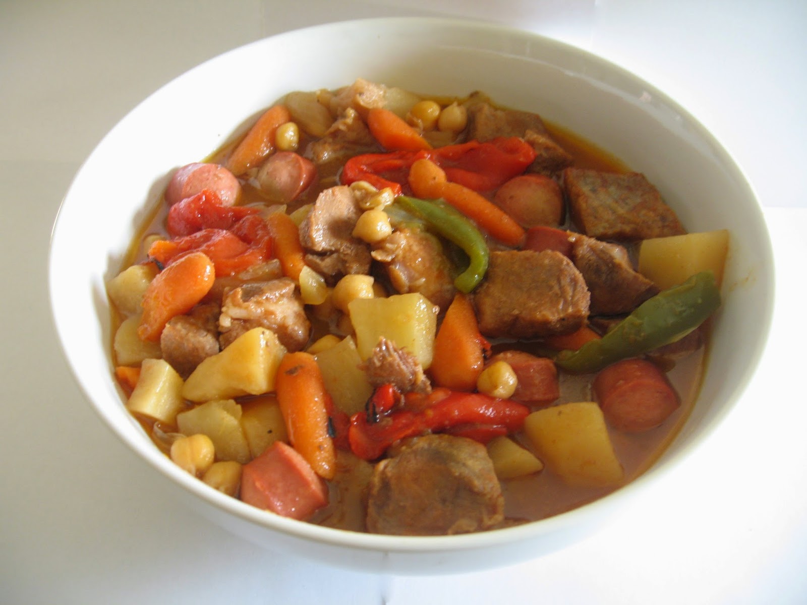 Lulu Cooks and Tells Slow Cooker Filipino Pork Menudo