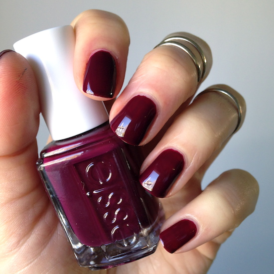 10 Best Essie Polishes Of 2017 Envy I Ve Recommended This Polish A Few Times To Friends Who Want Good Burgundy So Figured It Needed Mentioning Here Read Full Post
