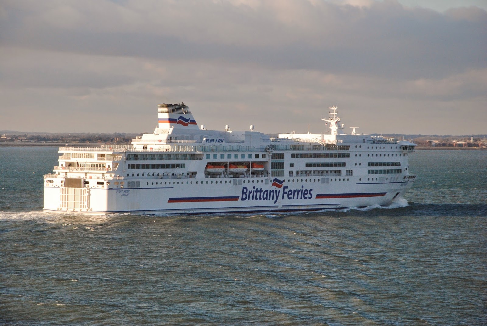 BRITTANY FERRIES PONTAVEN arriving Portsmouth