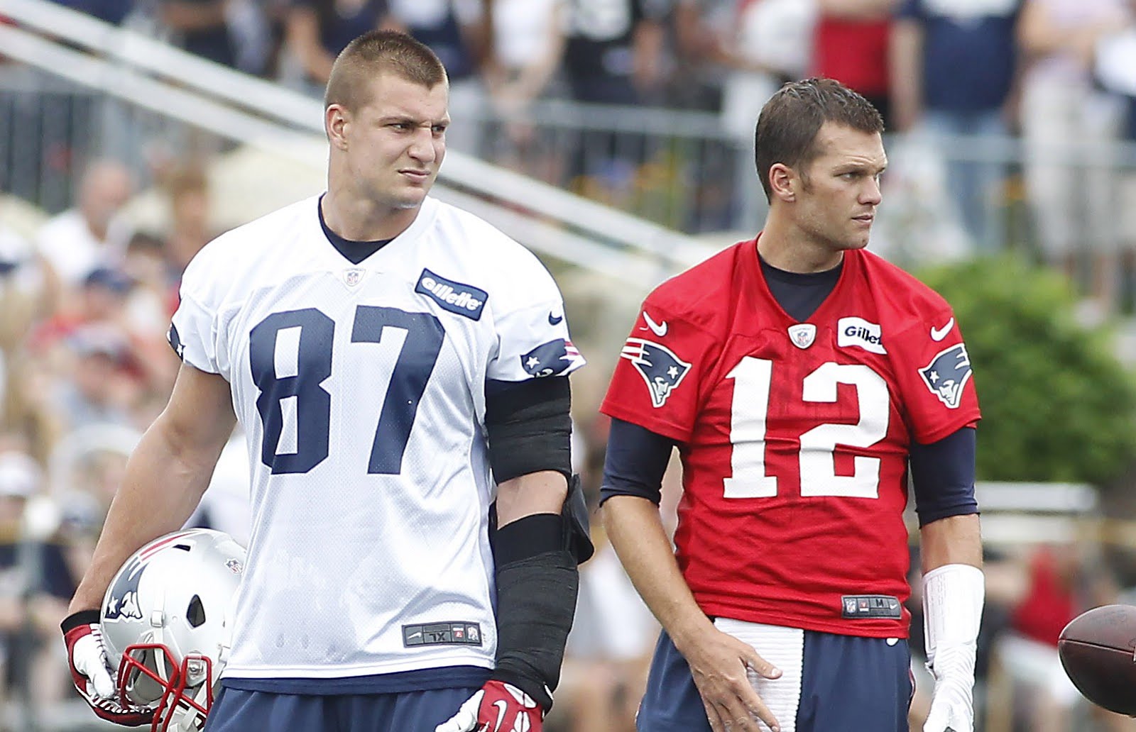 Tom Brady, Gronk are at it again on social media