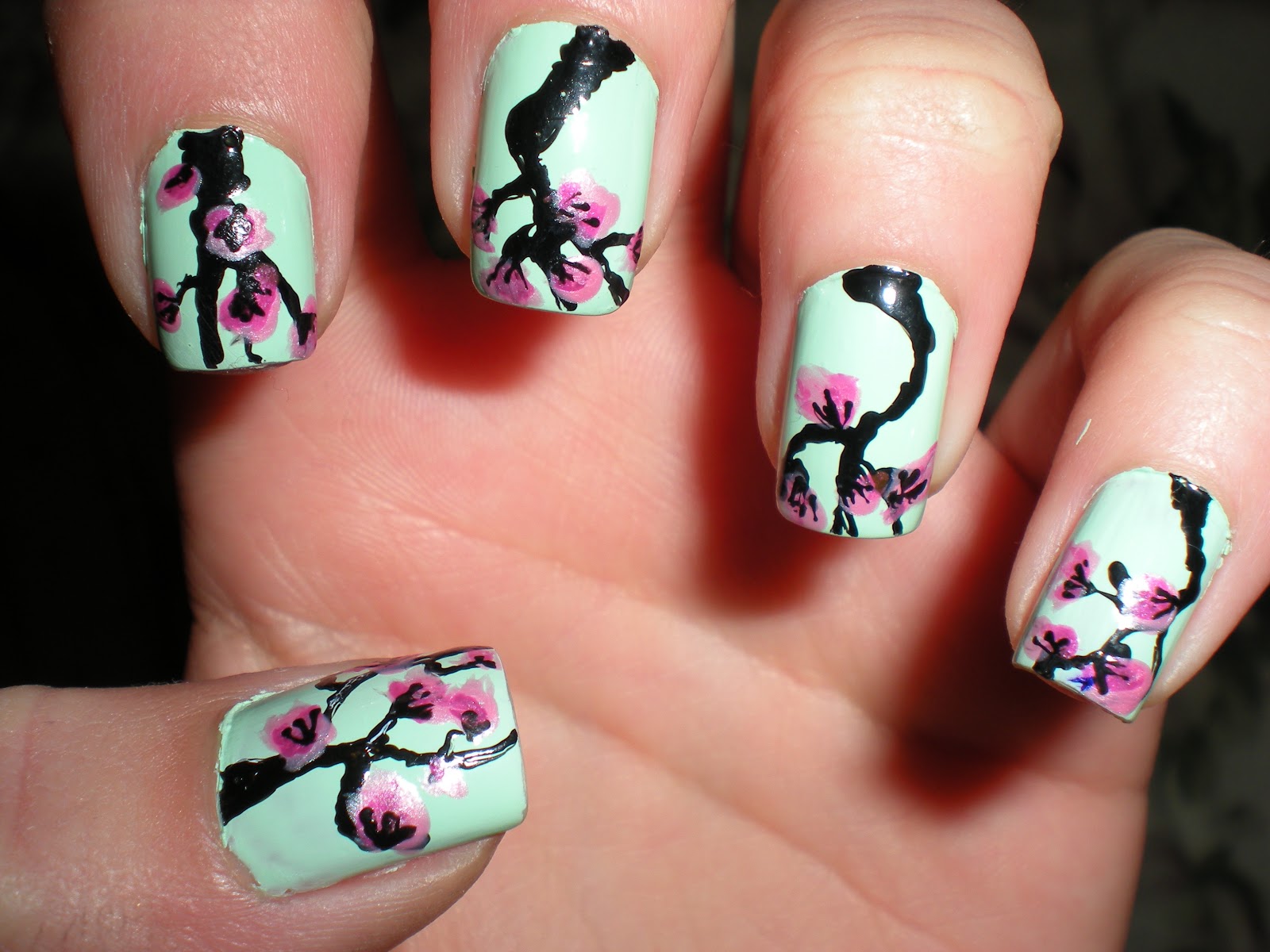 Metallic Maria Arizona green tea nails