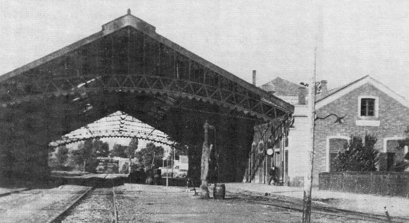 ESTACION DE TREN EN PAMPLONA estacion de tren en pamplona: