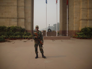 "India Gate"(Friday 4-11-2011).