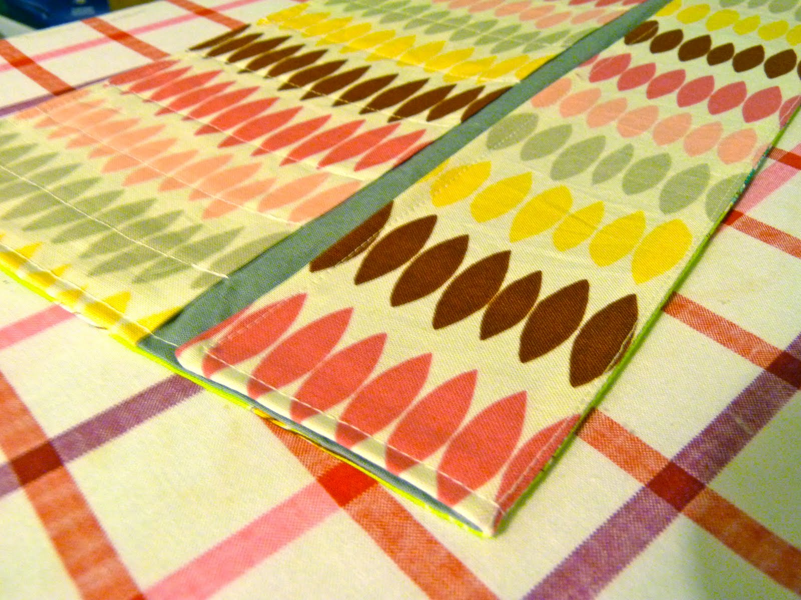 Irene Design Makeup Brush Roll Sewing Tutorial