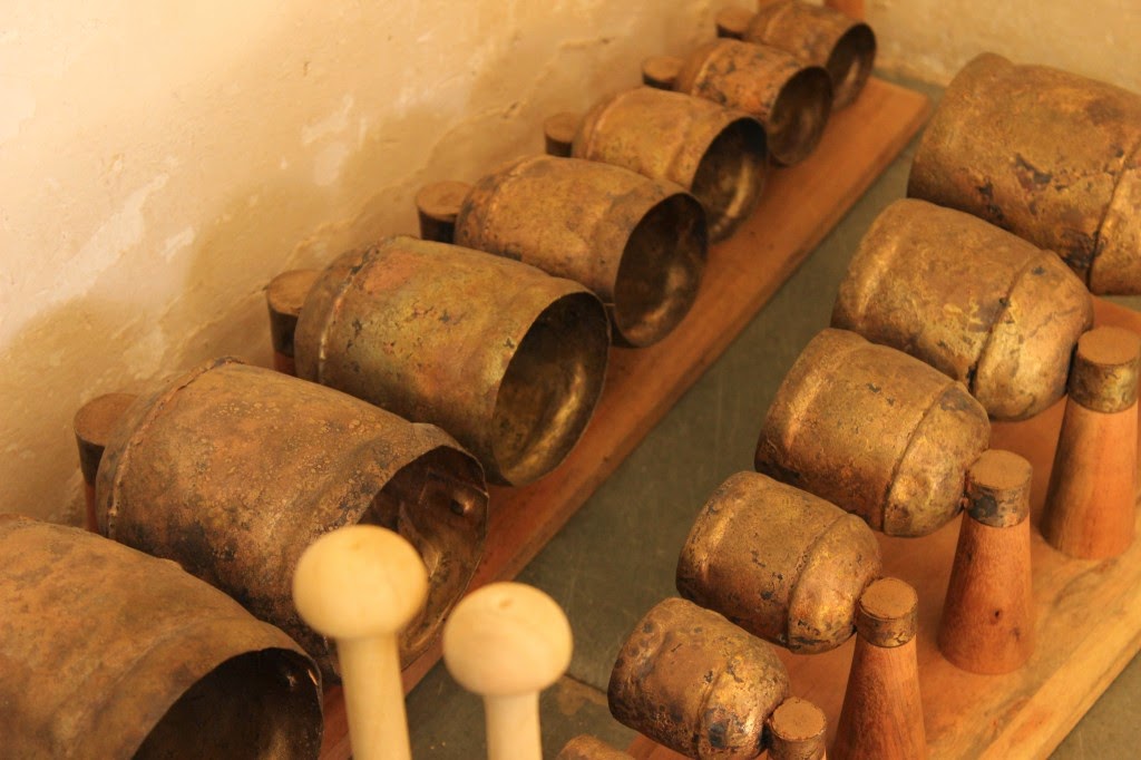 Copper Bell Art Nirona