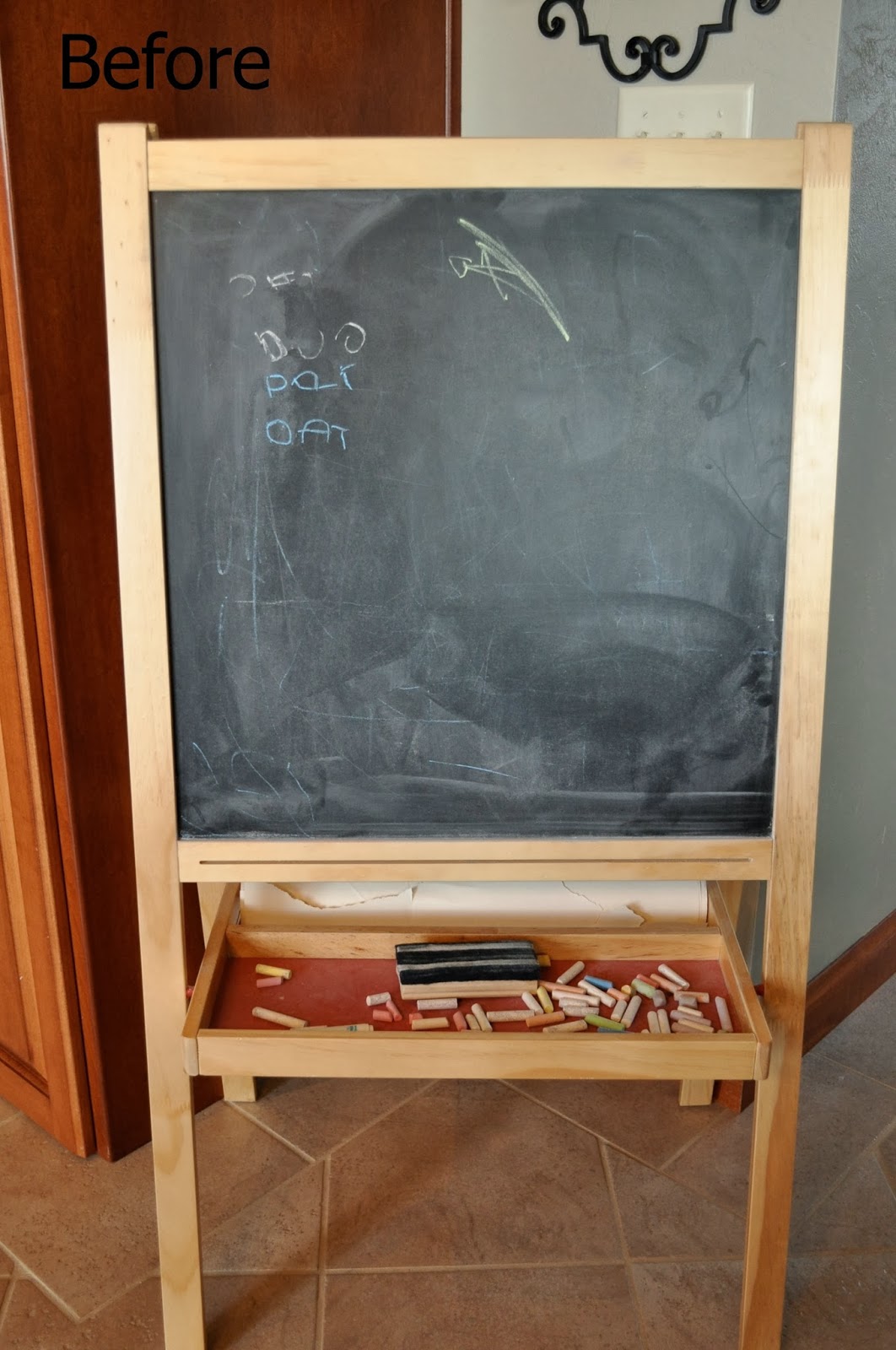 the colored door Kids Chalkboard Easel