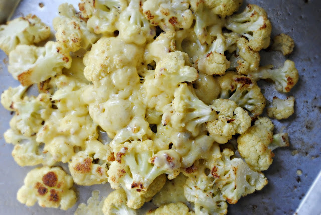 Roasted Cheddar Cauliflower l SimplyScratch.com