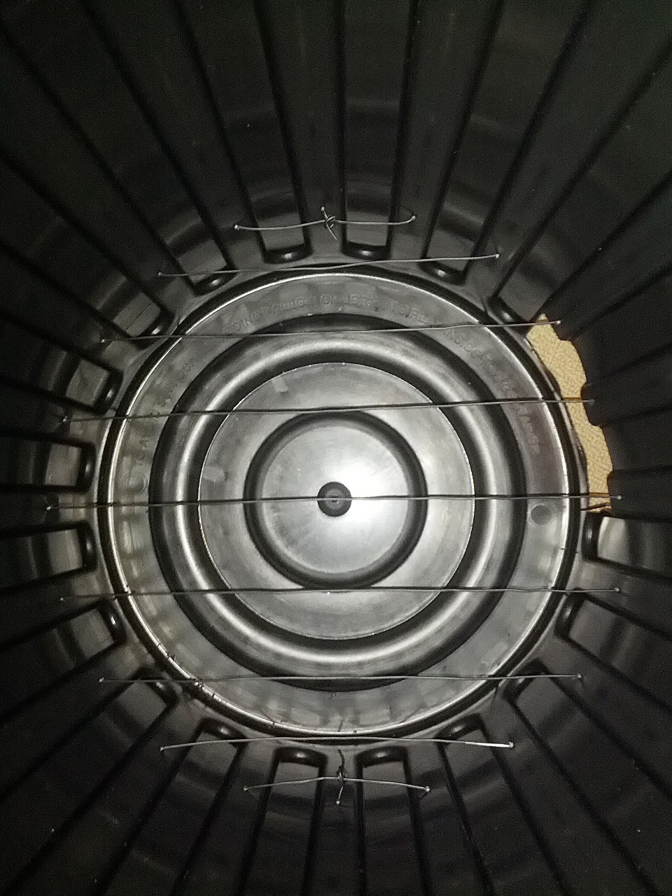 Kelvin Nicholson's Abode Continuous Flow Through Worm Bin