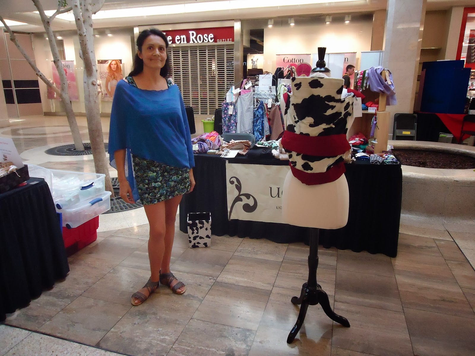 Handmade Beautiful My craft fair backdrop tutorial.