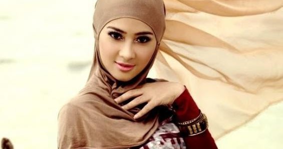 Tips Make Up Minimalis Untuk yang Berjilbab | Beauty And Style