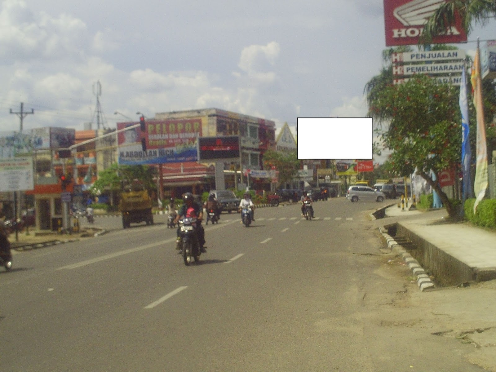 Billboard Media Wacana Advertising dan Digital Printing Baliho