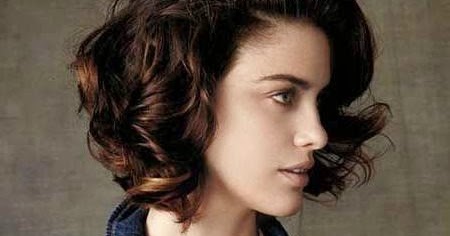 coupe courte cheveux ondulés coupe de cheveux court dessus derriere coupe de coupe courte cheveux ondulés coupe de cheveux court dessus derriere coupe de
