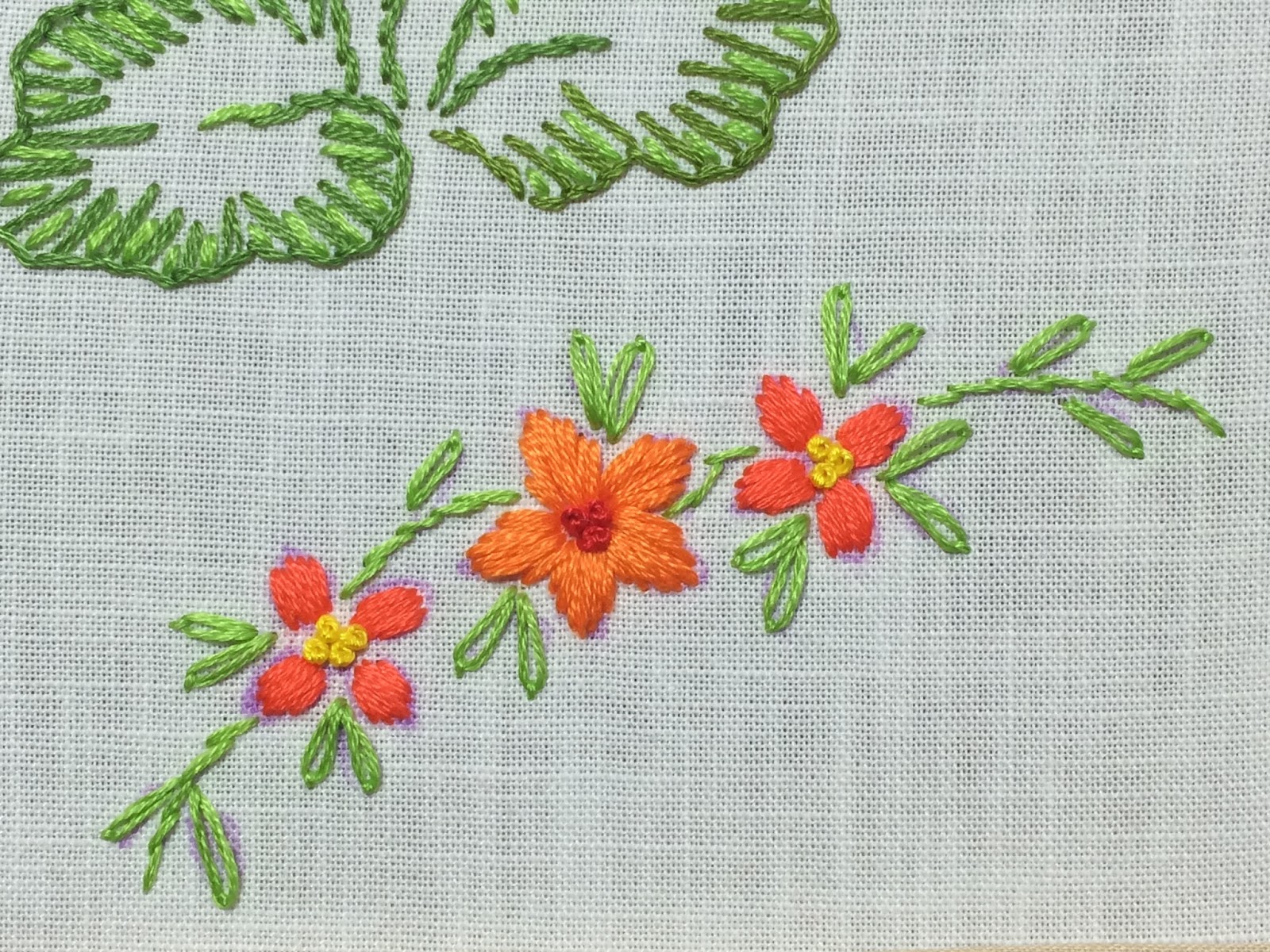 MooshieStitch Satin Stitch Flower