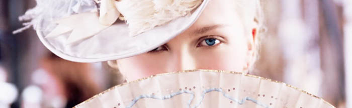O olhar característico de Kirsten A RAINHA DA MODA_Kirsten dunst_Maria antonieta